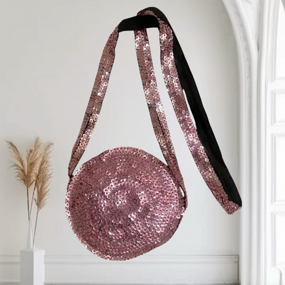VTG Y2K Pink Sequin Round Purse ✨ Barbiecore Pillbox Style 6” Indonesia Festival